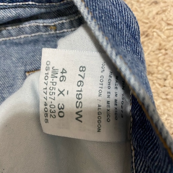 Levi’s - Picture 2 of 2